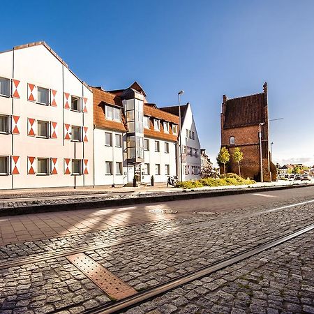 Hotel Am Alten Hafen Wißmar Eksteriør billede