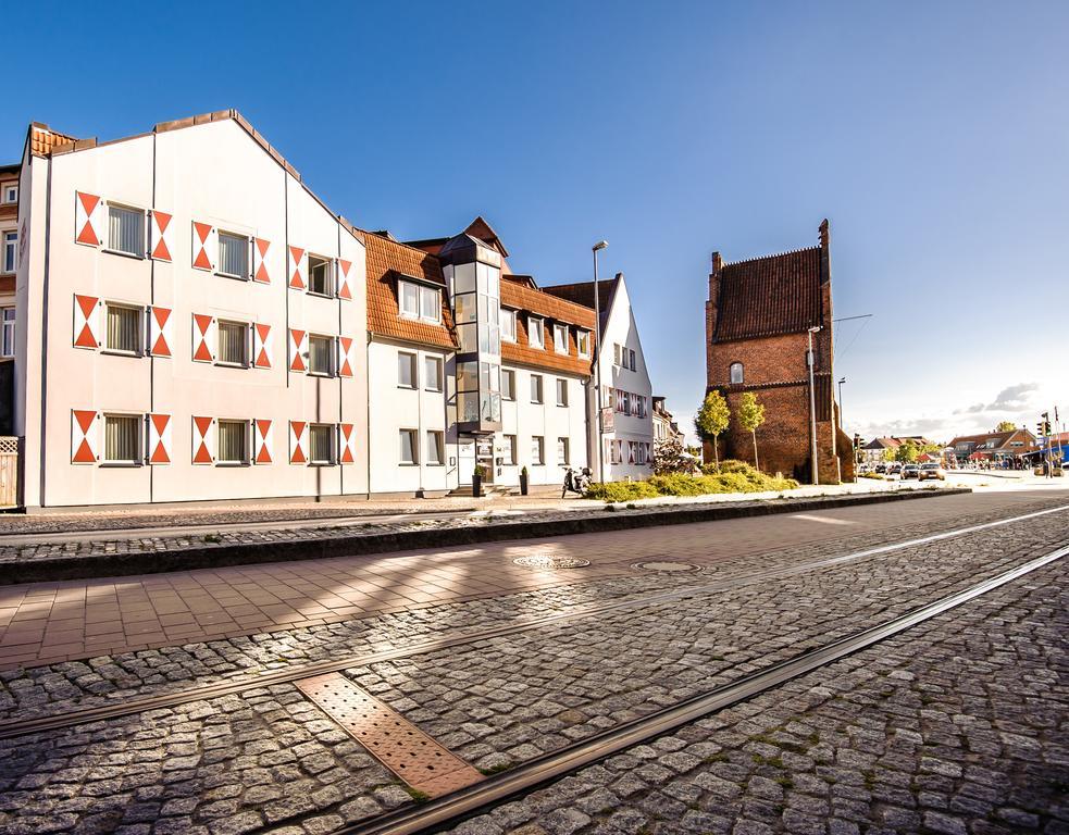 Hotel Am Alten Hafen Wißmar Eksteriør billede