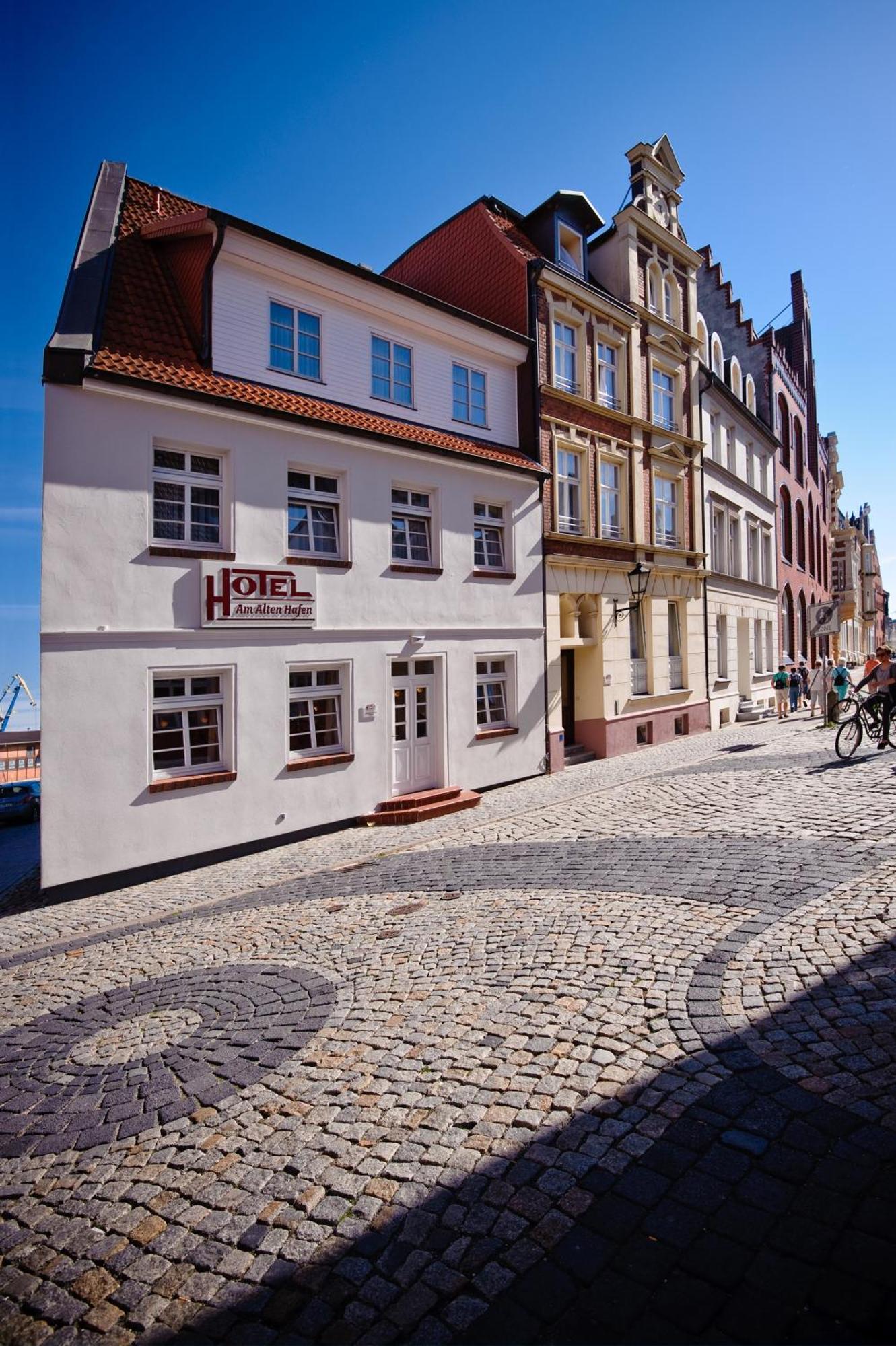 Hotel Am Alten Hafen Wißmar Eksteriør billede