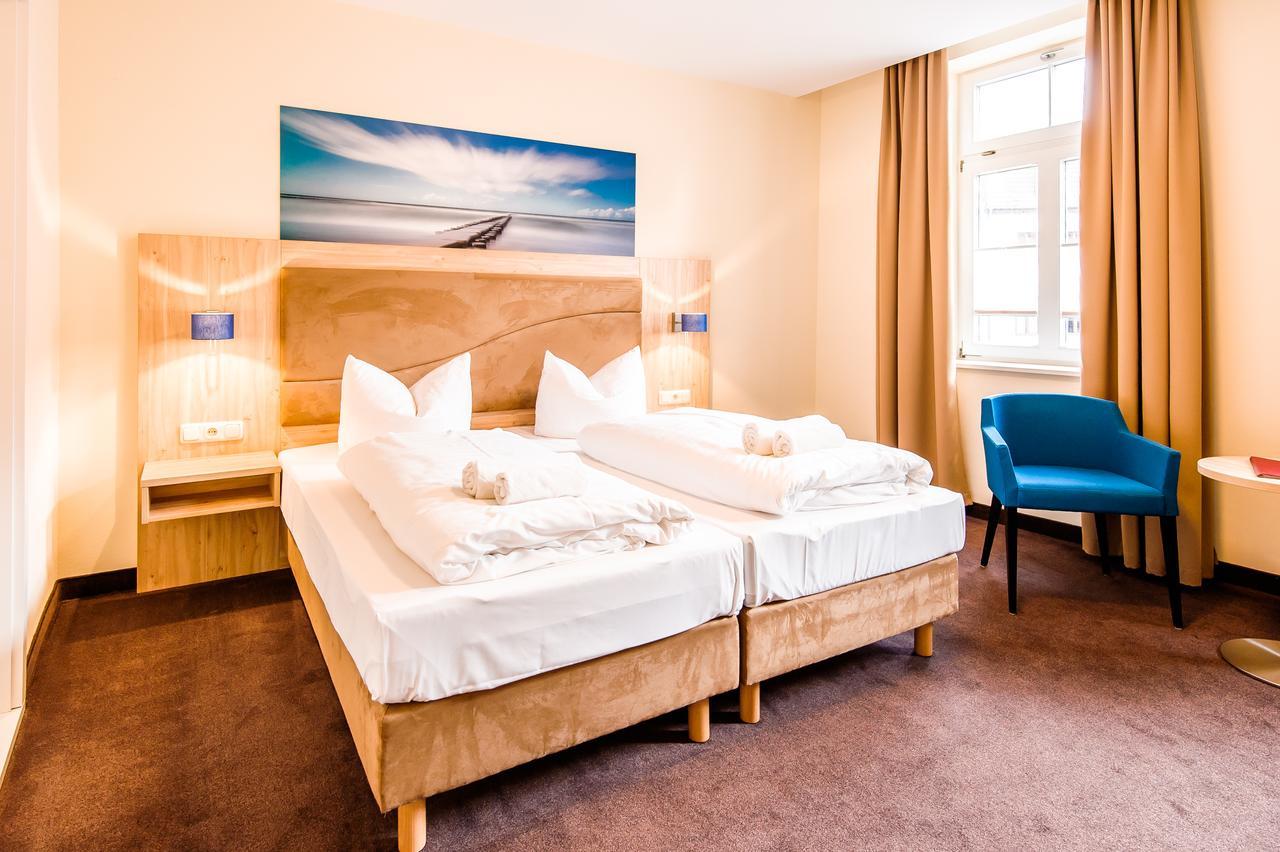 Hotel Am Alten Hafen Wißmar Eksteriør billede