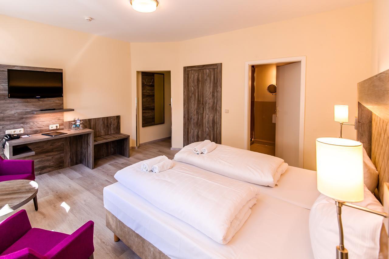 Hotel Am Alten Hafen Wißmar Eksteriør billede