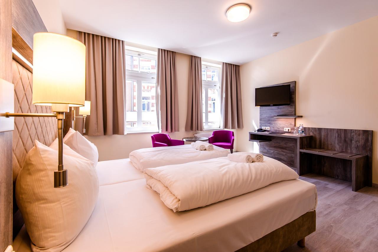 Hotel Am Alten Hafen Wißmar Eksteriør billede