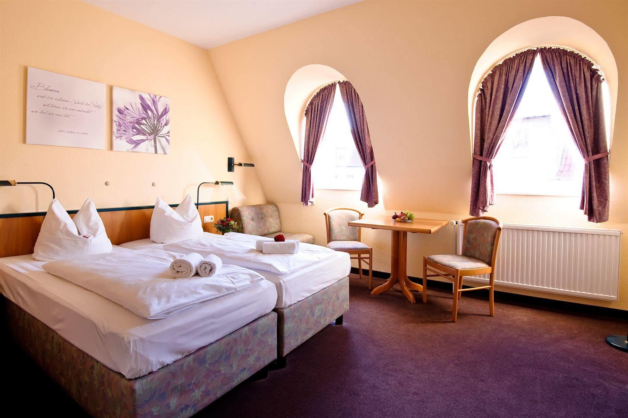 Hotel Am Alten Hafen Wißmar Eksteriør billede