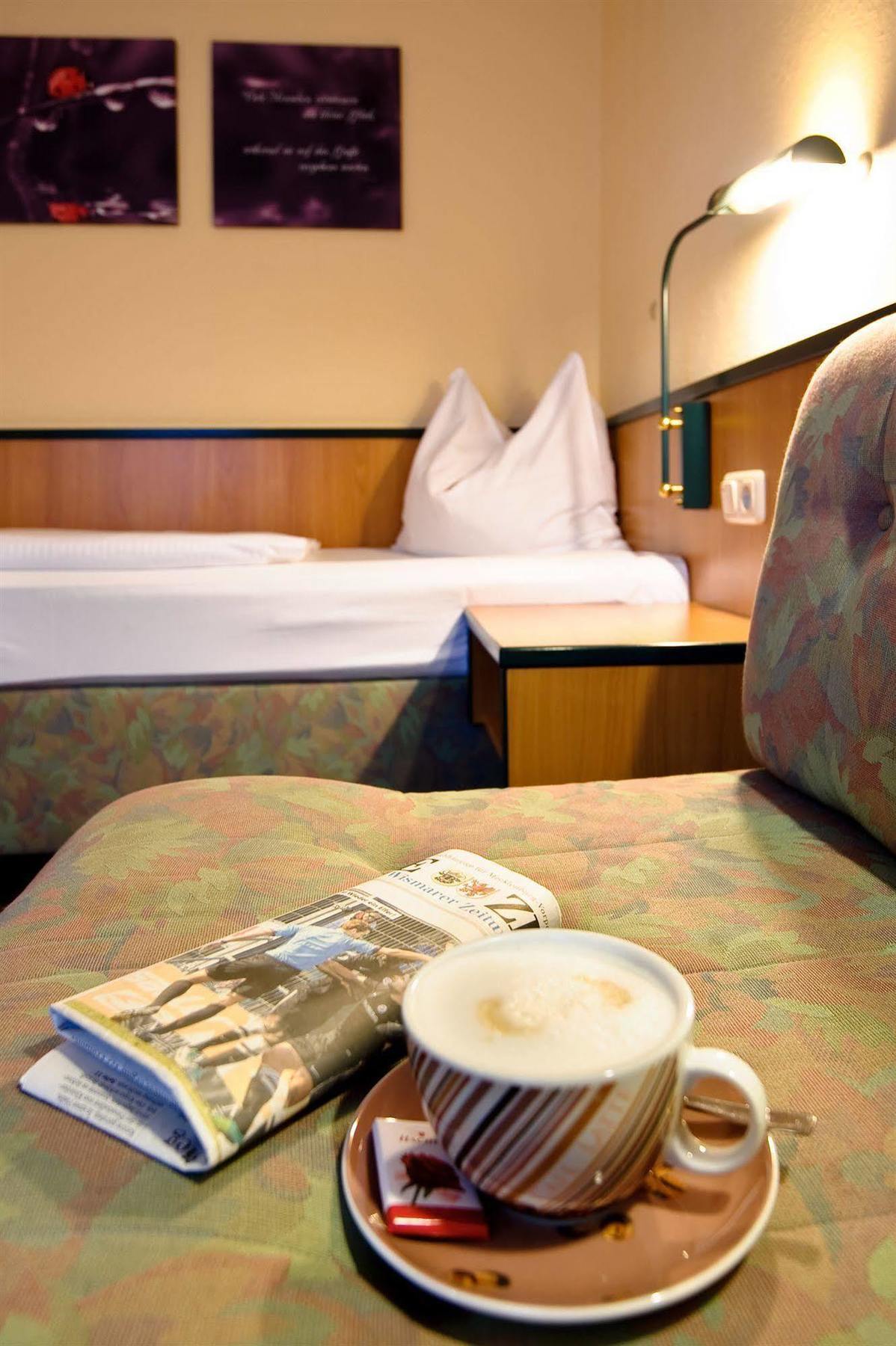 Hotel Am Alten Hafen Wißmar Eksteriør billede